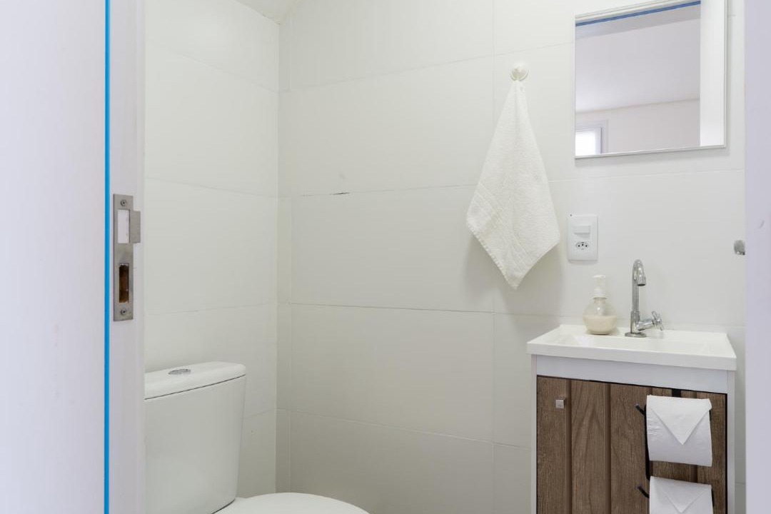 Photo of Bathroom in Meia Praia