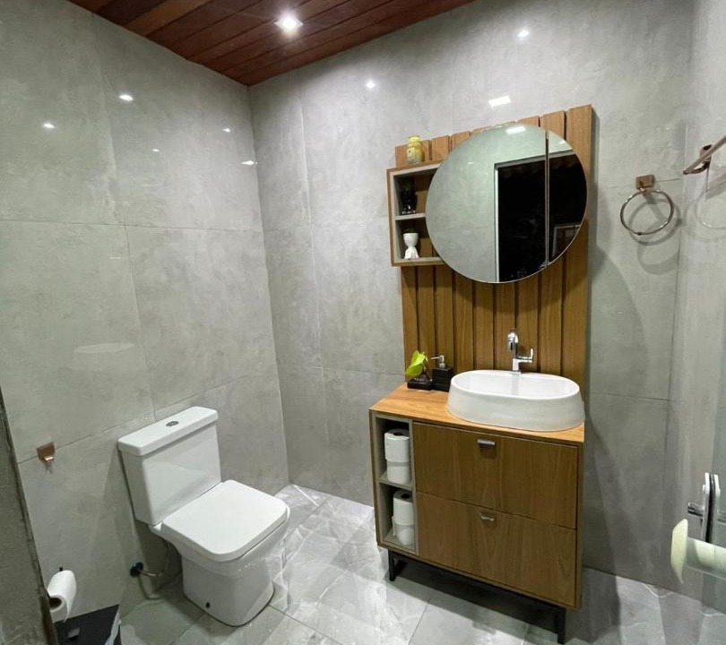 Photo of Bathroom in Meia Praia