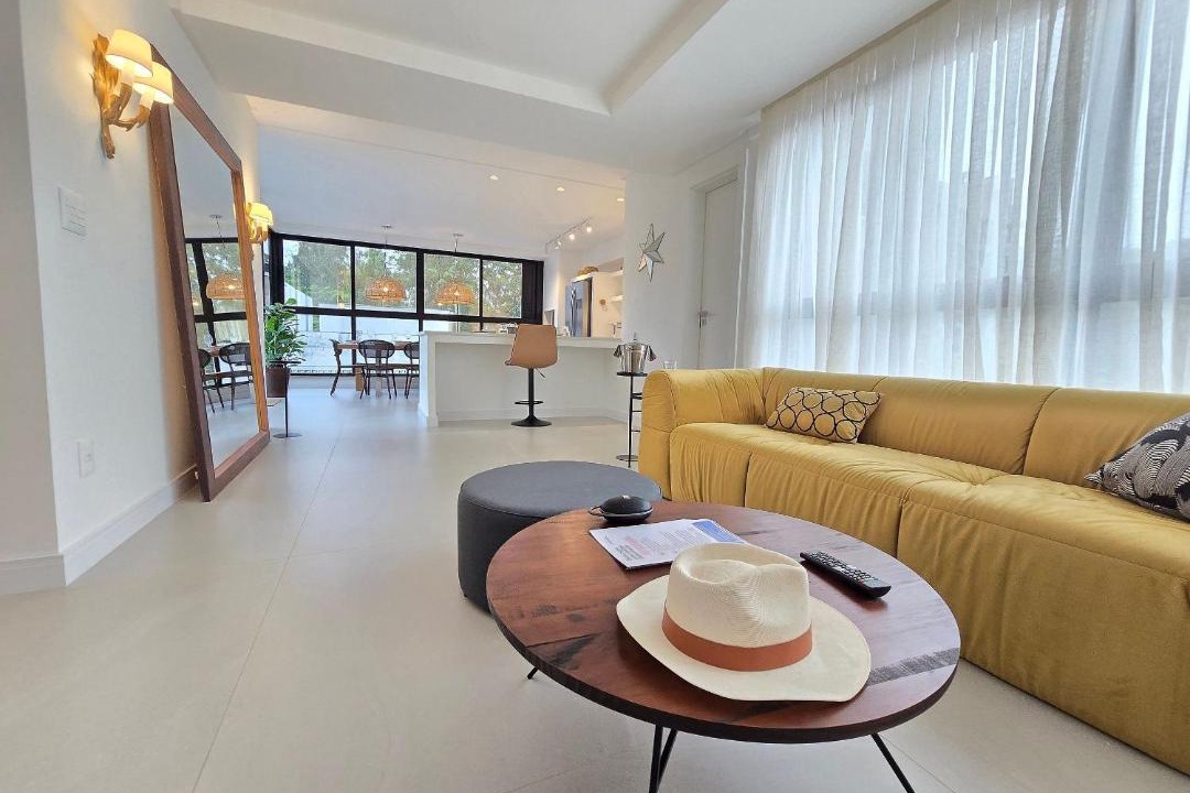 Photo of Livingroom in Praia dos Amores