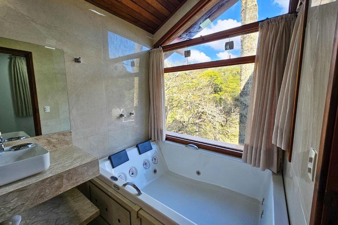 Photo of Bathroom in Campos do Jordao