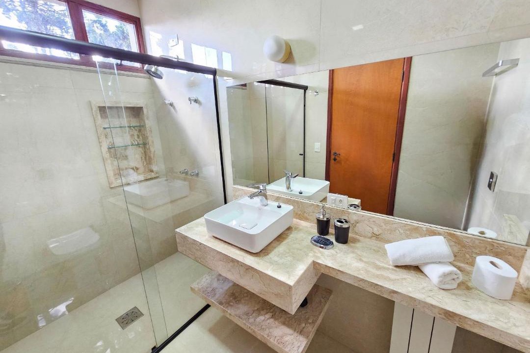 Photo of Bathroom in Campos do Jordao