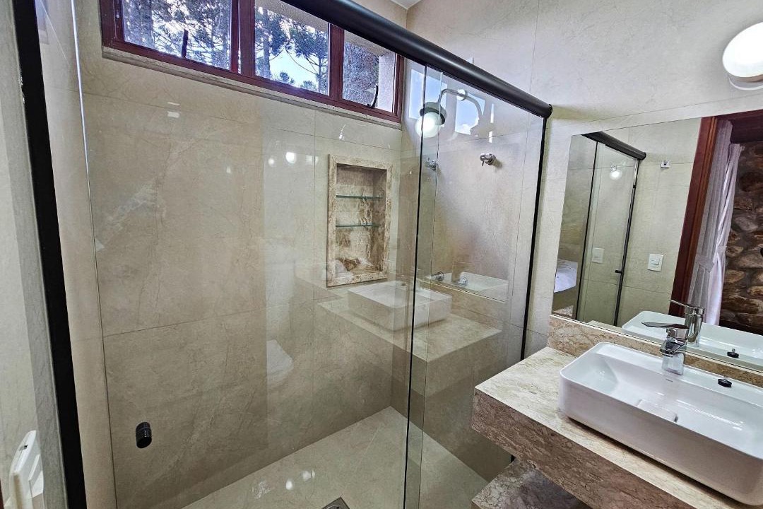 Photo of Bathroom in Campos do Jordao