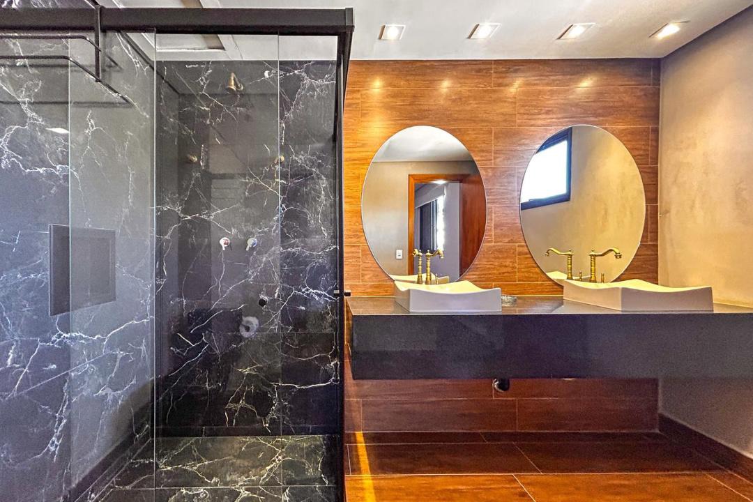 Photo of Bathroom in V Cristina
