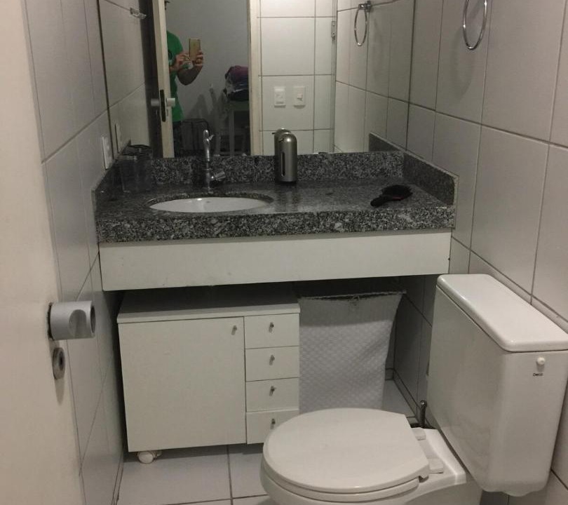 Photo of Bathroom in Meireles