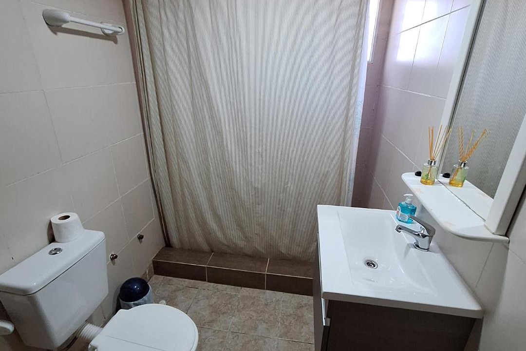 Photo of Bathroom in Gobernador Gregores