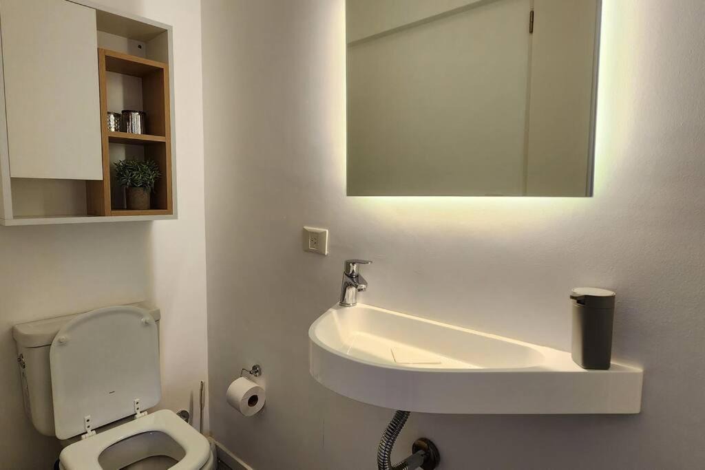 Photo of Bathroom in Nunez