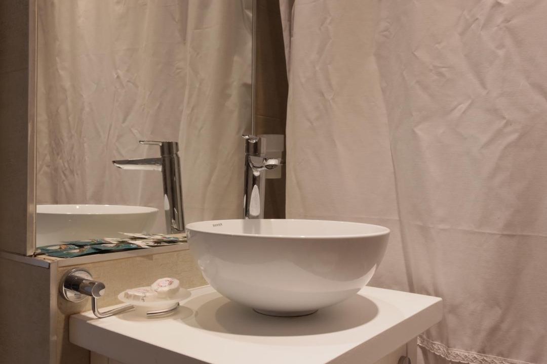 Photo of Bathroom in La Perla