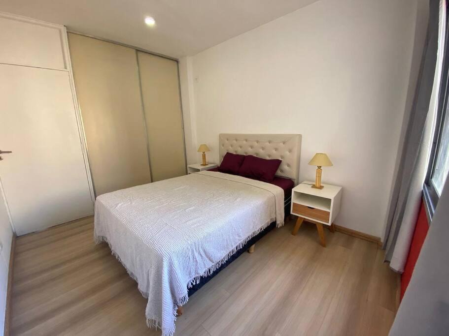 Photo of Bedroom in Flores