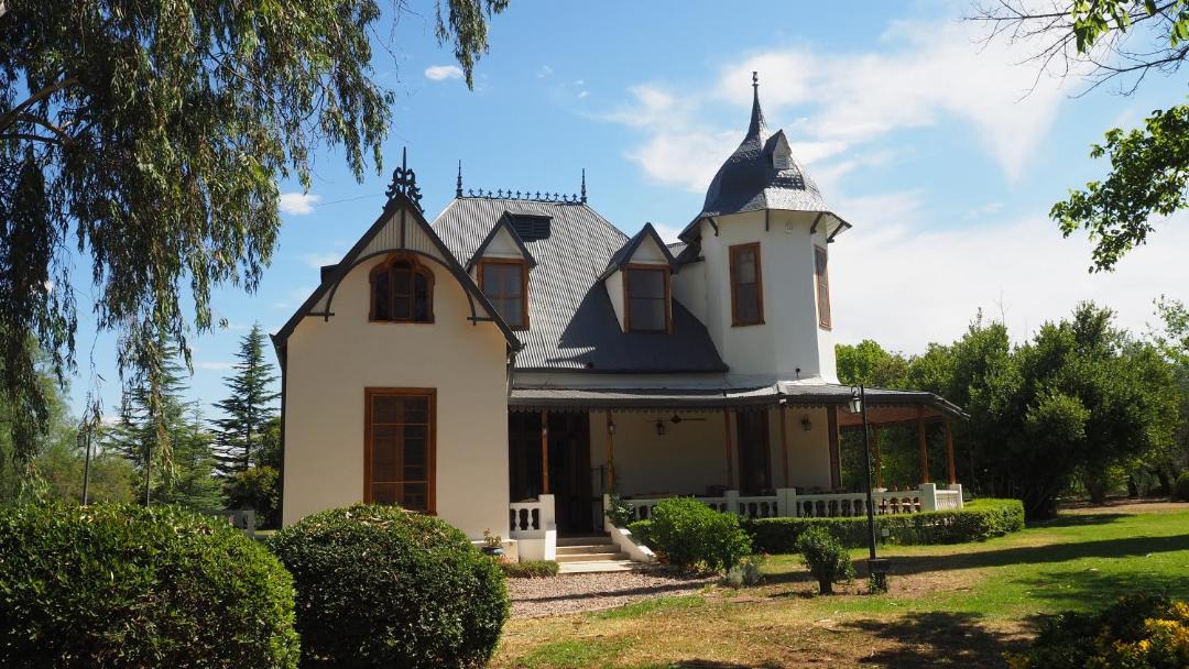 Photo of Buildings in Maipu