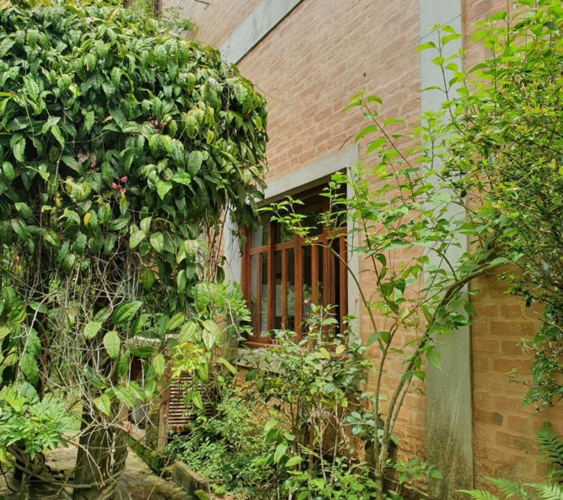 Photo of Buildings in Cunha