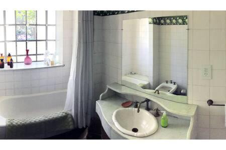 Photo of Bathroom in Boulogne