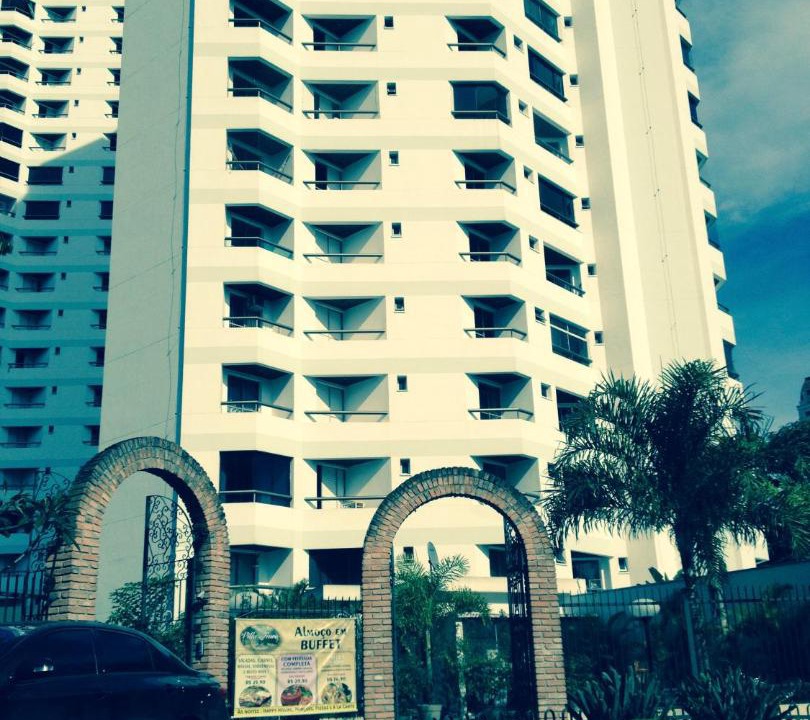 Photo of Buildings in Paraiso
