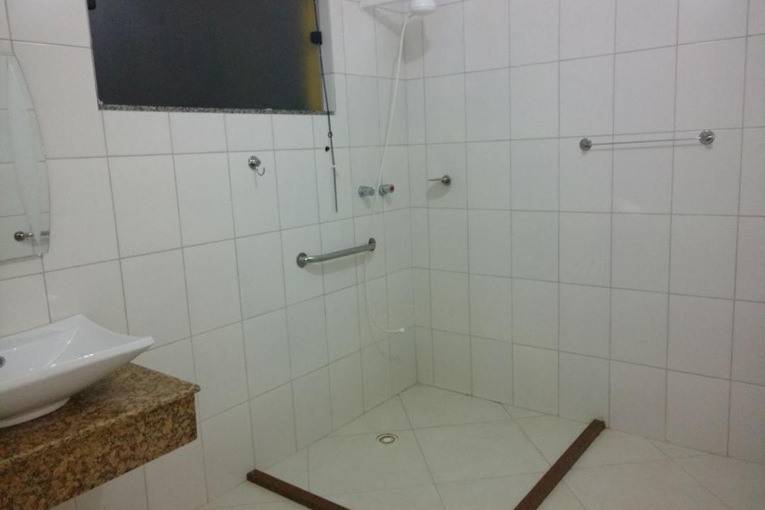 Photo of Bathroom in Bateias