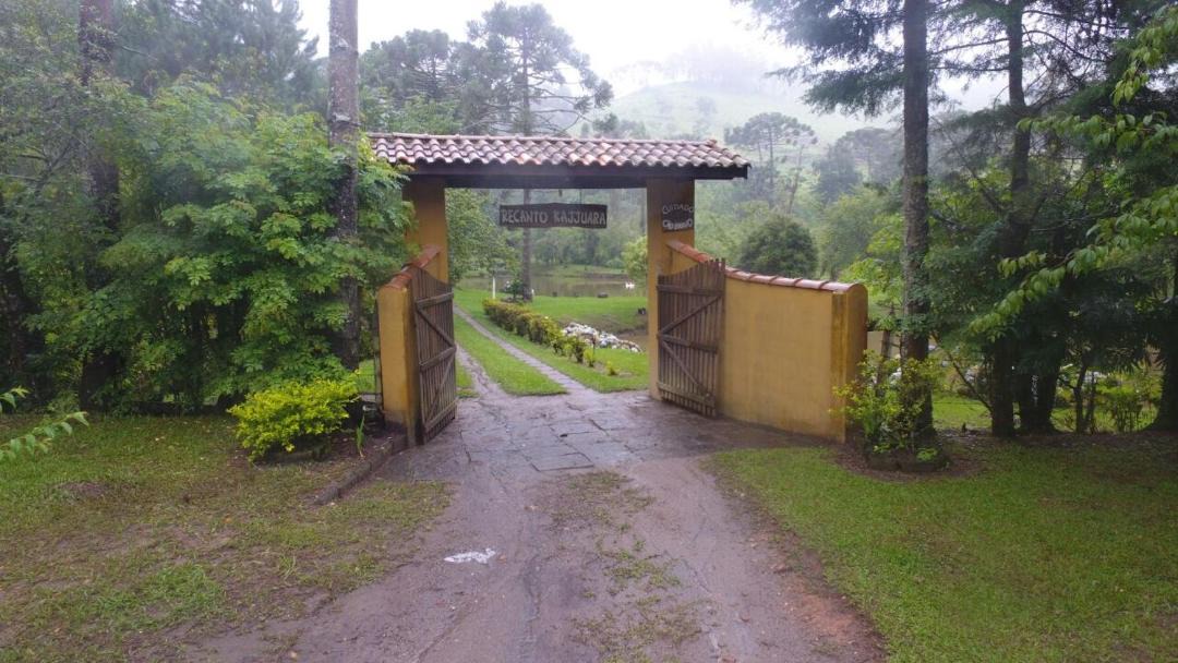 Photo of Others in Goncalves