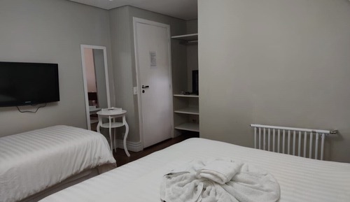 Traditional Suite