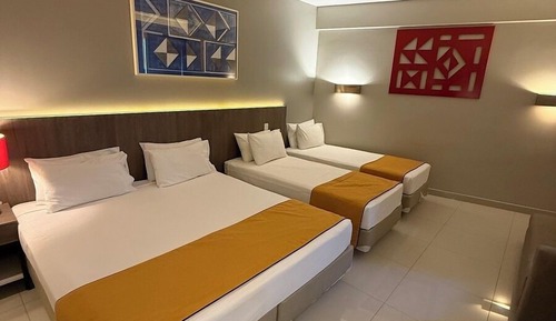 Deluxe Quadruple Room