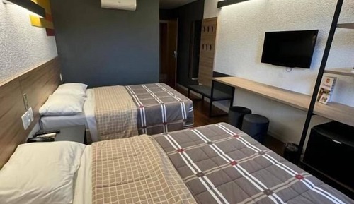 Standard Room, 2 Double Beds