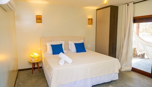 Junior Double Room, 1 King Bed, Garden View