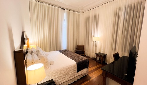 Superior Suite 111