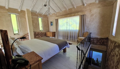 Two Level Suite