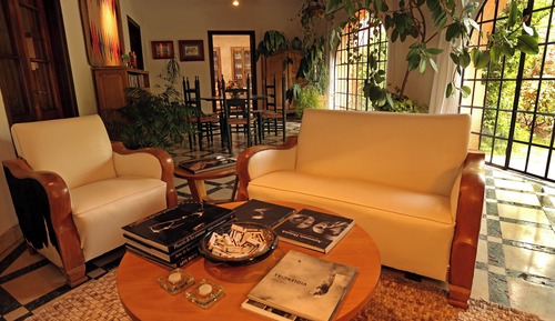 Classic Country Room