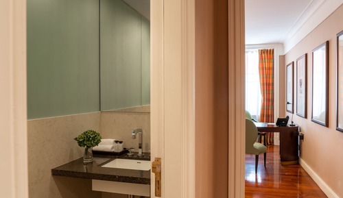 Executive Suite (Palace)