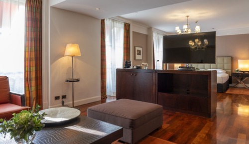 Suite, 1 King Bed (Palace)