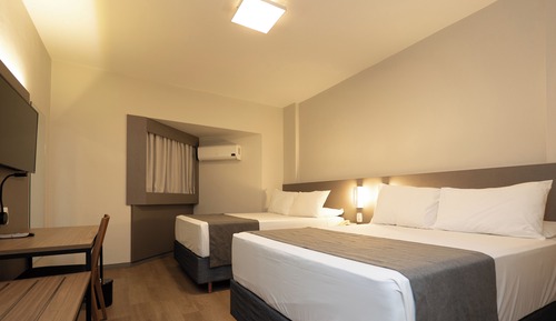Deluxe Quadruple Room, Multiple Bedrooms