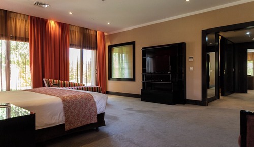 Presidential Studio Suite