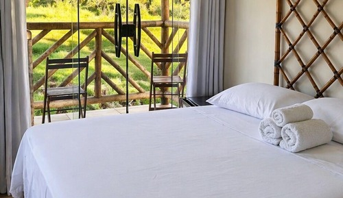 Deluxe Suite, Balcony, Mountain View