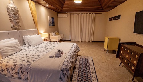 Comfort Suite, Hill View