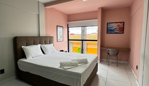 Traditional Apartment, Pets Allowed, City View