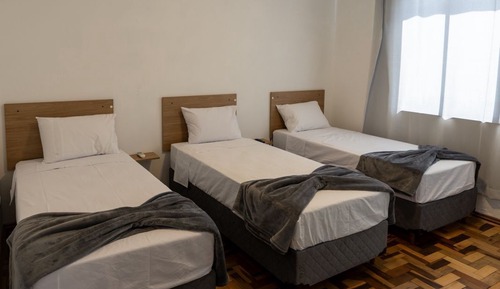 Triple Room, 3 Twin Beds, City View