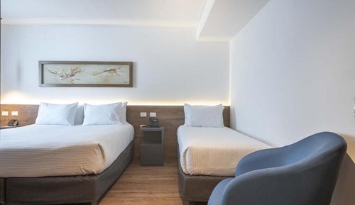 Standard Room, 1 King Bed, 1 Single Bed, Non-Smoking