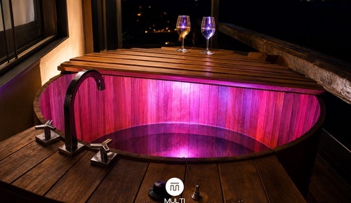 Luxury Cabin, Hot Tub, Mountain View