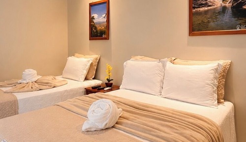 Deluxe Triple Room, Pool View