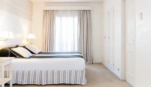 Executive Studio, 2 Twin Beds