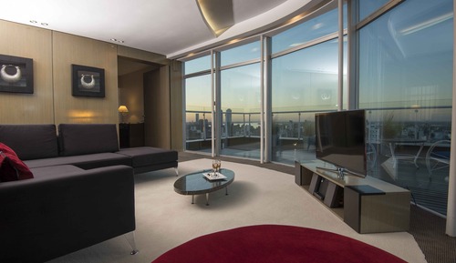 Suite, 1 King Bed, Balcony