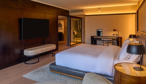 Suite, 1 Bedroom, Corner