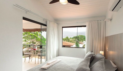 Superior Suite, Balcony (Quartos conjugados)