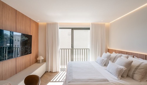 Deluxe Apartment