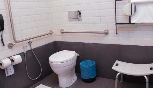 Standard Room - Mobility Accessible