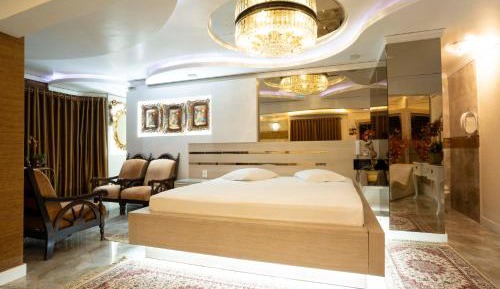 Suite with Spa Access