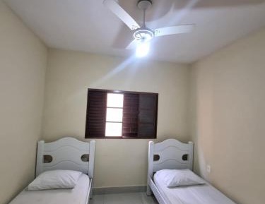 Single Room with Shared Bathroom