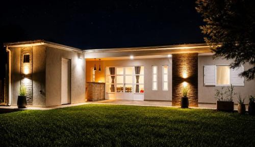 One-Bedroom House