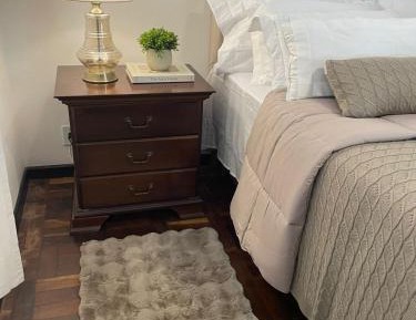 Deluxe Queen Suite