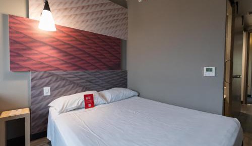 Standard Room - Accessible