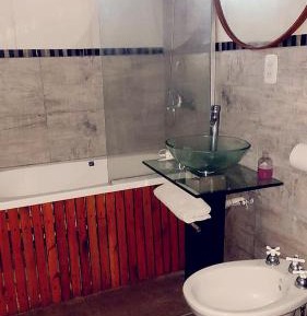 Two-Bedroom Deluxe Apartment with Balcony