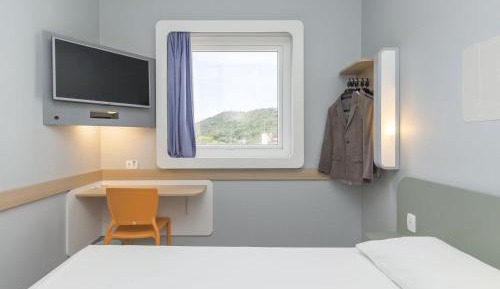 Standard Apartment with One Double Bed