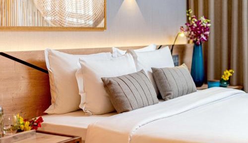 Premium Executive Room with Queen Bed